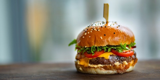 cheeseburger